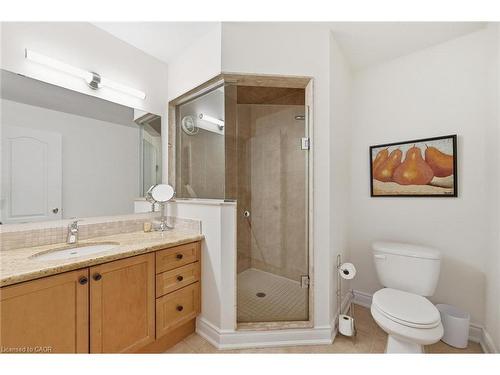 394 Almas Common, Burlington, ON 