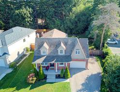 6 Churchill Street  Waterloo, ON N2L 2X2