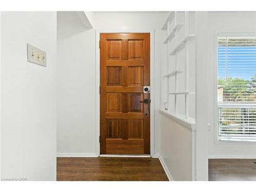 Main-10 Owen Place, Hamilton, ON - Indoor Photo Showing Other Room