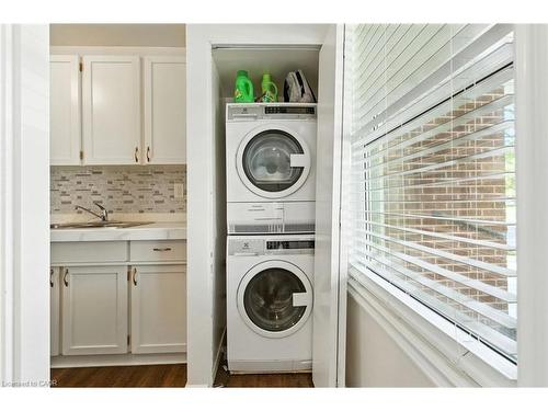 Main-10 Owen Place, Hamilton, ON - Indoor Photo Showing Laundry Room