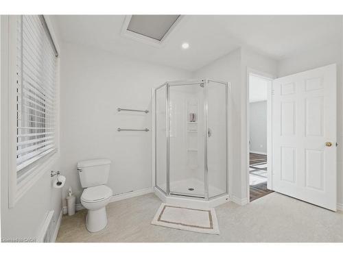 26 Nightingale Crescent, Elmira, ON - Indoor Photo Showing Bathroom