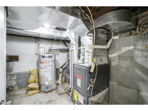 86 Adair Avenue S, Hamilton, ON - Indoor Photo Showing Basement