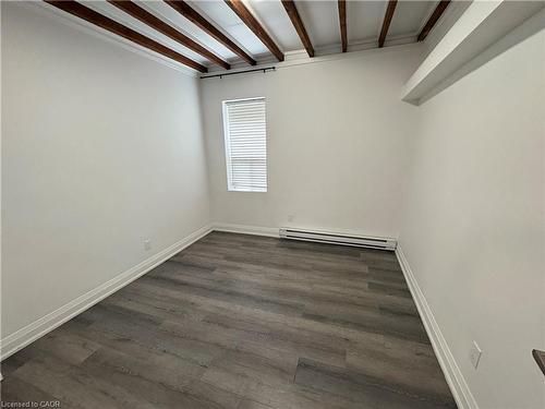 2-83 Gibson Avenue, Hamilton, ON - Indoor Photo Showing Other Room