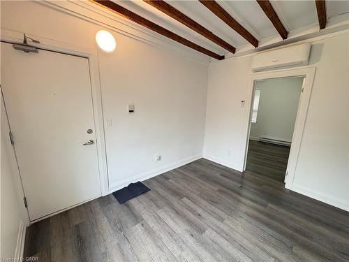 2-83 Gibson Avenue, Hamilton, ON - Indoor Photo Showing Other Room