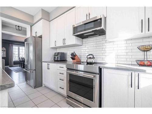 253 Kinsman Drive, Binbrook, ON - Indoor Photo Showing Kitchen With Upgraded Kitchen