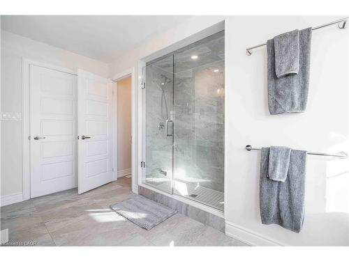 253 Kinsman Drive, Binbrook, ON - Indoor Photo Showing Bathroom