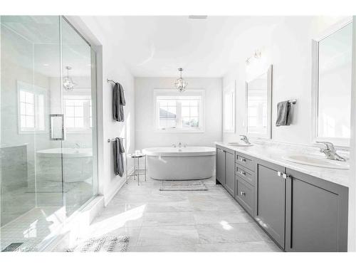 253 Kinsman Drive, Binbrook, ON - Indoor Photo Showing Bathroom