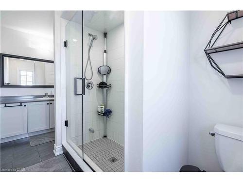 253 Kinsman Drive, Binbrook, ON - Indoor Photo Showing Bathroom