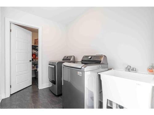 253 Kinsman Drive, Binbrook, ON - Indoor Photo Showing Laundry Room