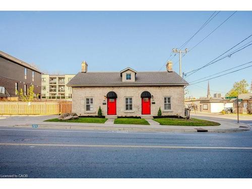 16-18 St Andrews Street  Cambridge, ON N1S 1M4