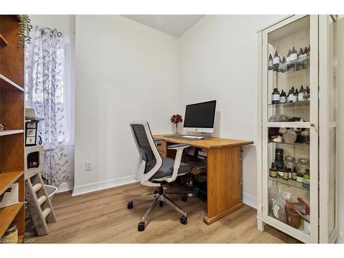 102-70 Stewart Street, Oakville, ON - Indoor Photo Showing Office