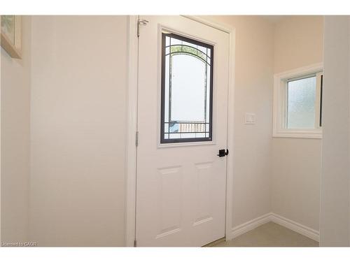 50 Holly Trail, Puslinch, ON - Indoor Photo Showing Other Room