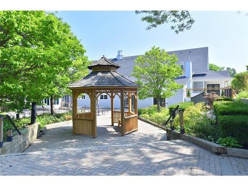 102-600 Silverbirch Boulevard, Hamilton, ON - Outdoor