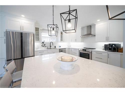 662 Mohawk Road W, Hamilton, ON - Indoor Photo Showing Kitchen With Upgraded Kitchen