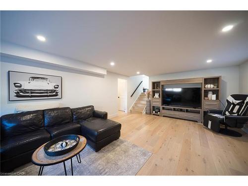 662 Mohawk Road W, Hamilton, ON - Indoor