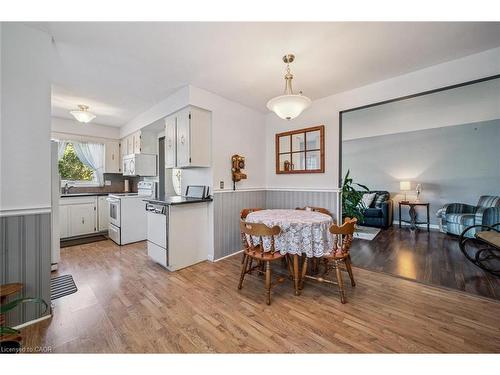 207 Laurentian Drive, Kitchener, ON - Indoor