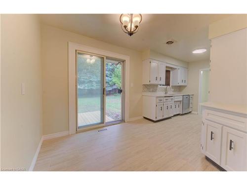 88 Ellis Crescent S, Waterloo, ON - Indoor Photo Showing Kitchen