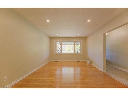 88 Ellis Crescent S, Waterloo, ON - Indoor Photo Showing Other Room