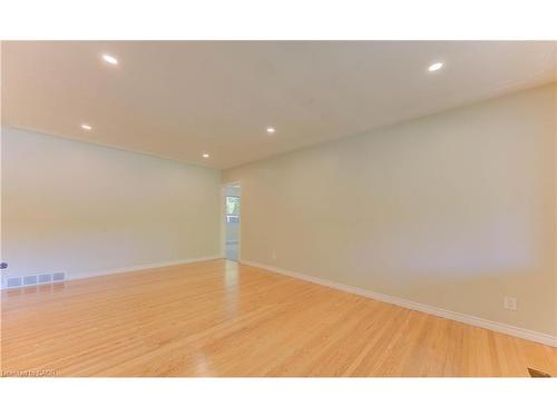 88 Ellis Crescent S, Waterloo, ON - Indoor Photo Showing Other Room