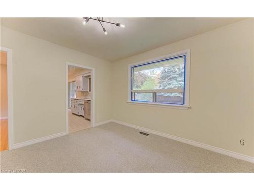 88 Ellis Crescent S, Waterloo, ON - Indoor Photo Showing Other Room