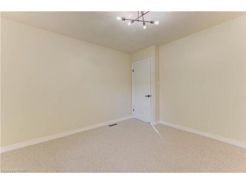 88 Ellis Crescent S, Waterloo, ON - Indoor Photo Showing Other Room