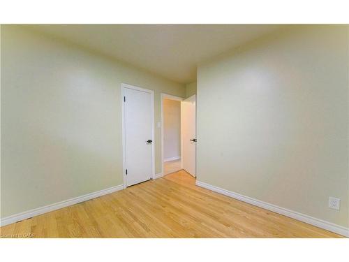 88 Ellis Crescent S, Waterloo, ON - Indoor Photo Showing Other Room