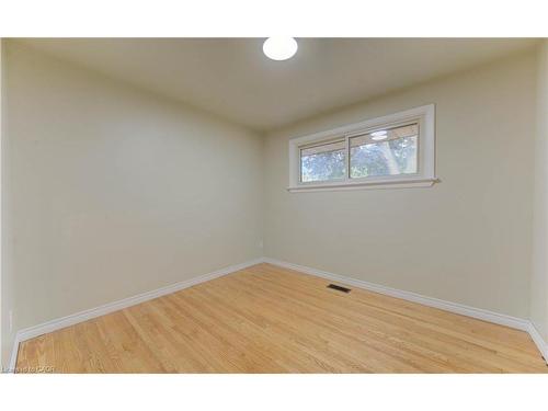 88 Ellis Crescent S, Waterloo, ON - Indoor Photo Showing Other Room