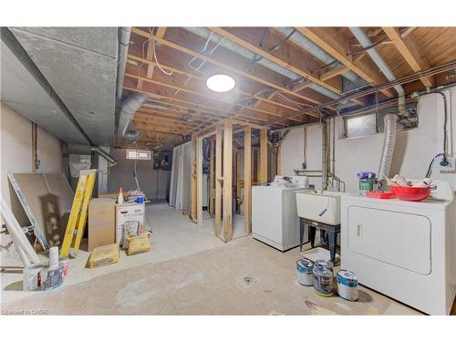 88 Ellis Crescent S, Waterloo, ON - Indoor Photo Showing Laundry Room