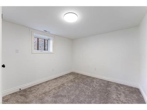 103 Wise Crescent, Hamilton, ON - Indoor Photo Showing Other Room