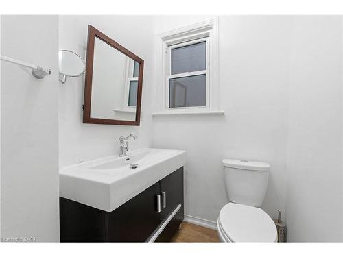1-73 Stirton Street, Hamilton, ON - Indoor Photo Showing Bathroom