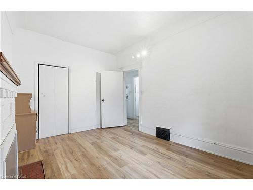 1-73 Stirton Street, Hamilton, ON - Indoor Photo Showing Other Room