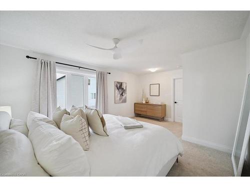 96 Nathalie Street, Kitchener, ON - Indoor Photo Showing Bedroom