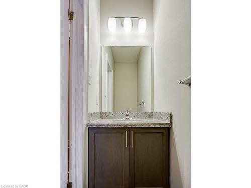 Upper-16 Riva Court, Hamilton, ON - Indoor Photo Showing Bathroom