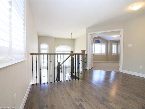Upper-16 Riva Court, Hamilton, ON - Indoor Photo Showing Other Room