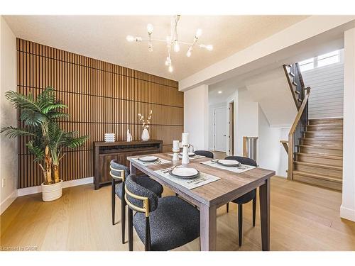 200 Benninger Drive, Kitchener, ON - Indoor Photo Showing Dining Room
