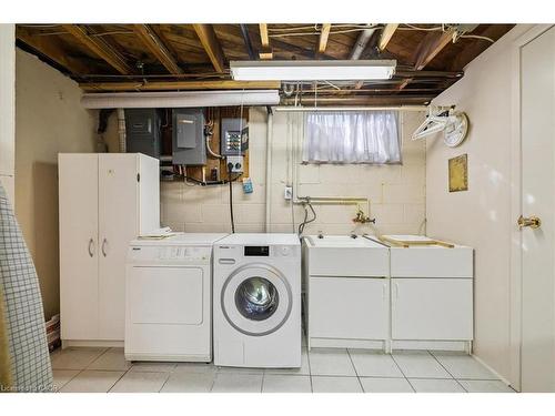 222 Strathcona Drive, Burlington, ON - Indoor Photo Showing Laundry Room