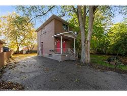 62 Bond Street  Kitchener, ON N2H 4S5