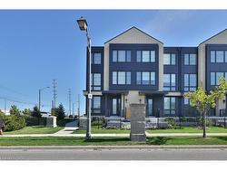 16-2273 Turnberry Road  Burlington, ON L7M 2B2