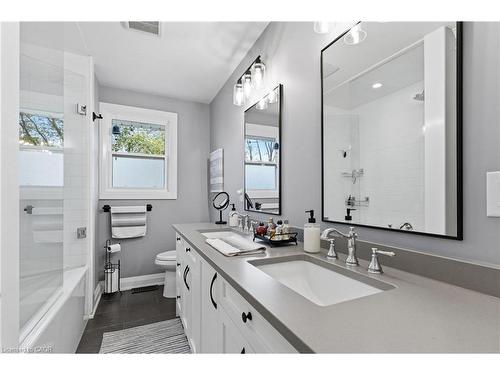 2116 Binbrook Road E, Hamilton, ON - Indoor Photo Showing Bathroom