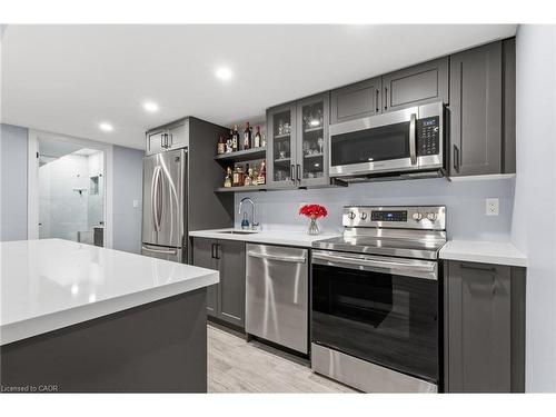 2116 Binbrook Road E, Hamilton, ON - Indoor Photo Showing Kitchen With Upgraded Kitchen