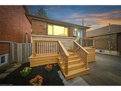 23 East 16th Street  Hamilton, ON L9A 4J1