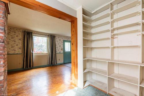 19 Blythe Street, Hamilton, ON - Indoor