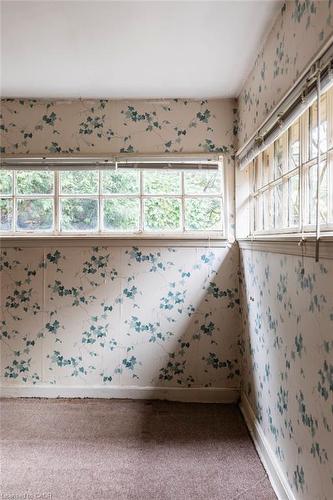 19 Blythe Street, Hamilton, ON - Indoor