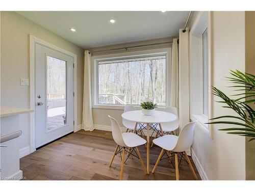 439 Northlake Drive, Waterloo, ON - Indoor Photo Showing Dining Room