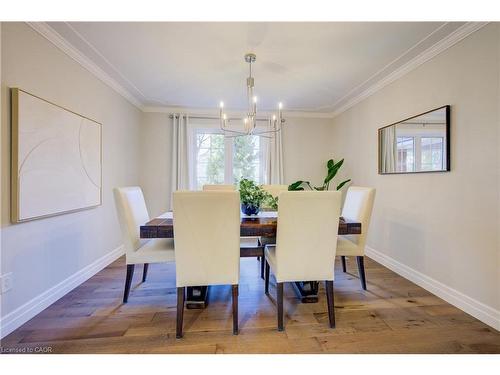 439 Northlake Drive, Waterloo, ON - Indoor Photo Showing Dining Room