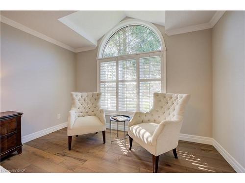 439 Northlake Drive, Waterloo, ON - Indoor