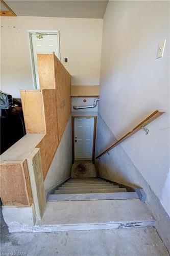 439 Northlake Drive, Waterloo, ON - Indoor Photo Showing Other Room