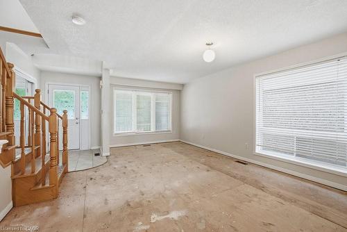 5656 Rosaline Road, Burlington, ON - Indoor Photo Showing Other Room