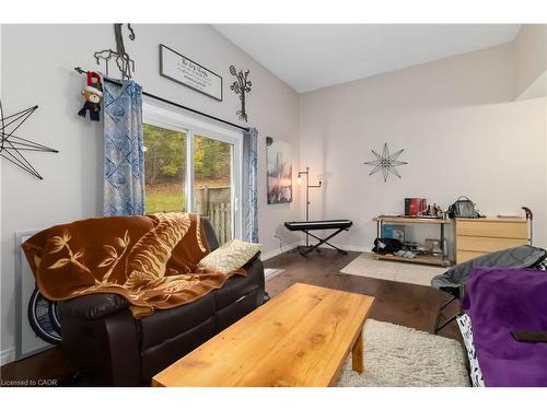 A-41 Raleigh Street, Brantford, ON - Indoor Photo Showing Living Room