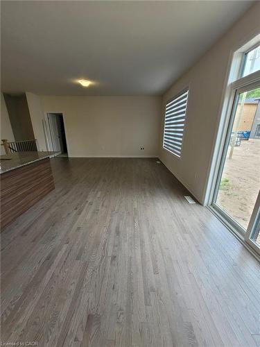 133 Berkely Street, Wasaga Beach, ON - Indoor Photo Showing Other Room